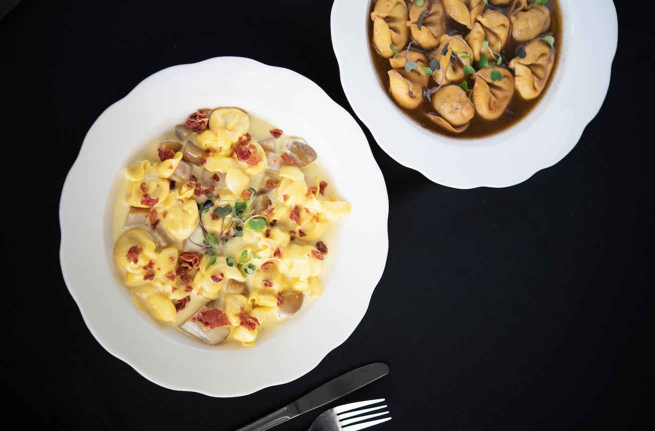 Popular Food Truck Catullos Plants Permanent Roots On